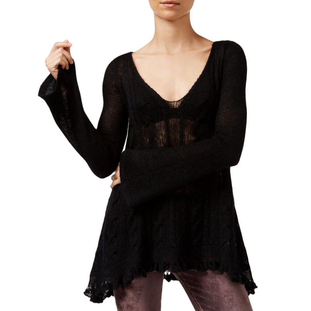 Free People Black 🖤 pull over sweater - Picture 3 of 10